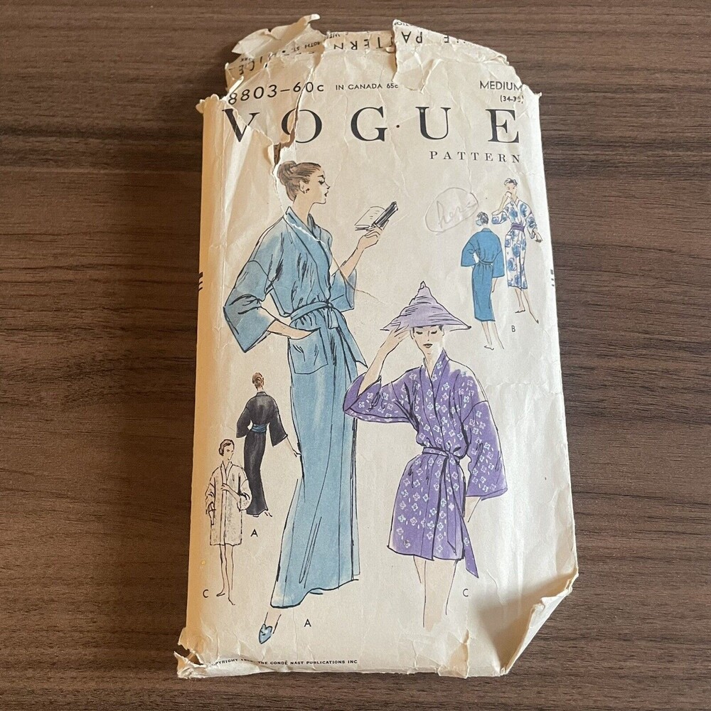 Vogue Wraparound Kimono Style Dressing Gown 1950s Pattern - Bust 34-36” CUT